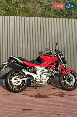 Спортбайк Suzuki Gladius 650 2010 в Сарнах