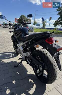 Мотоцикл Без обтекателей (Naked bike) Suzuki Gladius 650 2010 в 