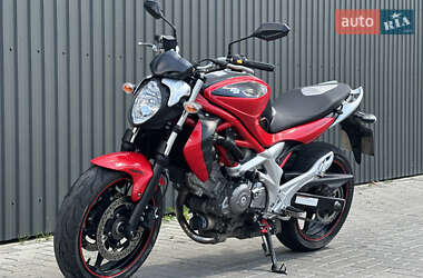 Спортбайк Suzuki Gladius 650 2010 в Сарнах