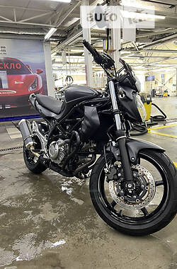 Мотоцикл Без обтікачів (Naked bike) Suzuki Gladius 2013 в Чернівцях