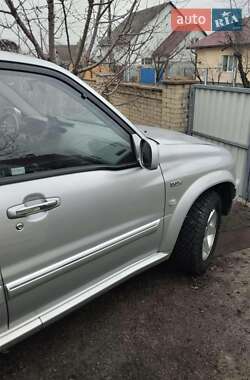 Внедорожник / Кроссовер Suzuki Grand Vitara XL7 2002 в Гостомеле