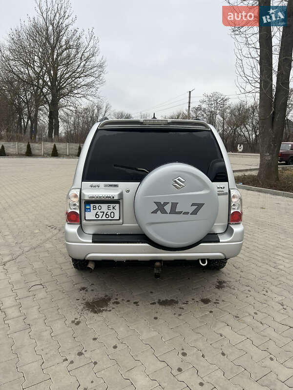 Позашляховик / Кросовер Suzuki Grand Vitara XL7 2005 в Чернівцях фото 2 Позашляховик / Кросовер Suzuki Grand Vitara XL7 2005 в Чернівцях