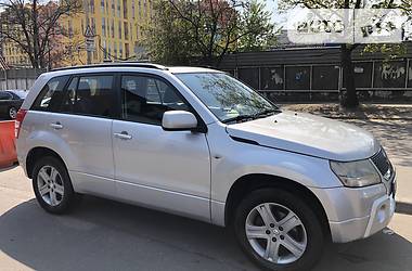 Позашляховик / Кросовер Suzuki Grand Vitara 2006 в 