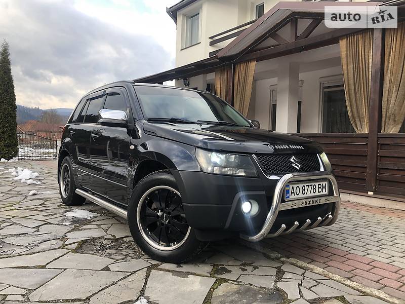 Позашляховик / Кросовер Suzuki Grand Vitara 2006 в 