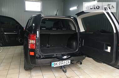 Позашляховик / Кросовер Suzuki Grand Vitara 2008 в 