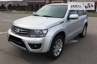Позашляховик / Кросовер Suzuki Grand Vitara 2013 в 
