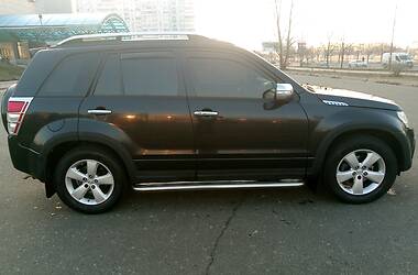 Позашляховик / Кросовер Suzuki Grand Vitara 2010 в 