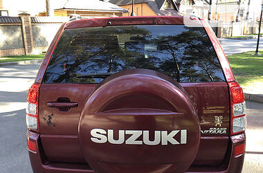 Позашляховик / Кросовер Suzuki Grand Vitara 2008 в 