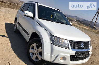 Позашляховик / Кросовер Suzuki Grand Vitara 2010 в 