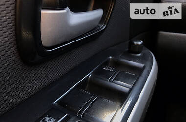 Позашляховик / Кросовер Suzuki Grand Vitara 2010 в 
