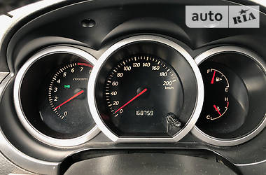 Позашляховик / Кросовер Suzuki Grand Vitara 2006 в 