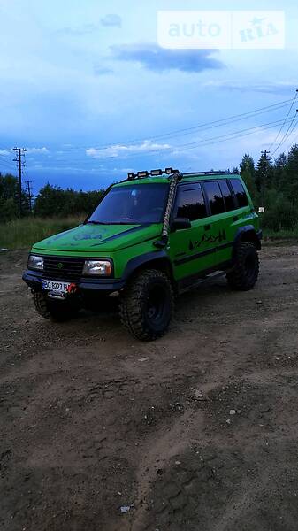 Внедорожник / Кроссовер Suzuki Grand Vitara 1992 в Трускавце