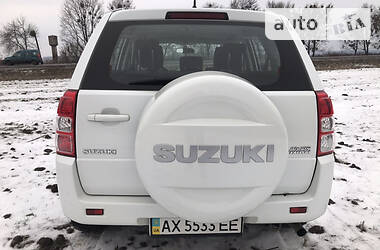 Внедорожник / Кроссовер Suzuki Grand Vitara 2013 в Харькове