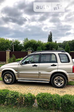 Внедорожник / Кроссовер Suzuki Grand Vitara 2003 в Остроге