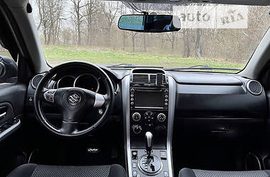 Позашляховик / Кросовер Suzuki Grand Vitara 2006 в Новояворівську