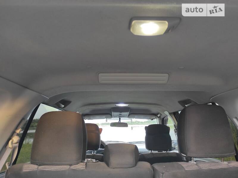 Позашляховик / Кросовер Suzuki Grand Vitara 2003 в Житомирі