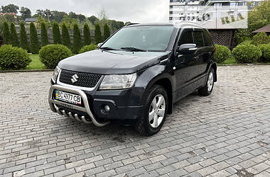 Позашляховик / Кросовер Suzuki Grand Vitara 2008 в 