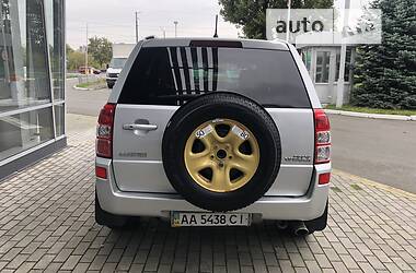 Внедорожник / Кроссовер Suzuki Grand Vitara 2006 в Киеве