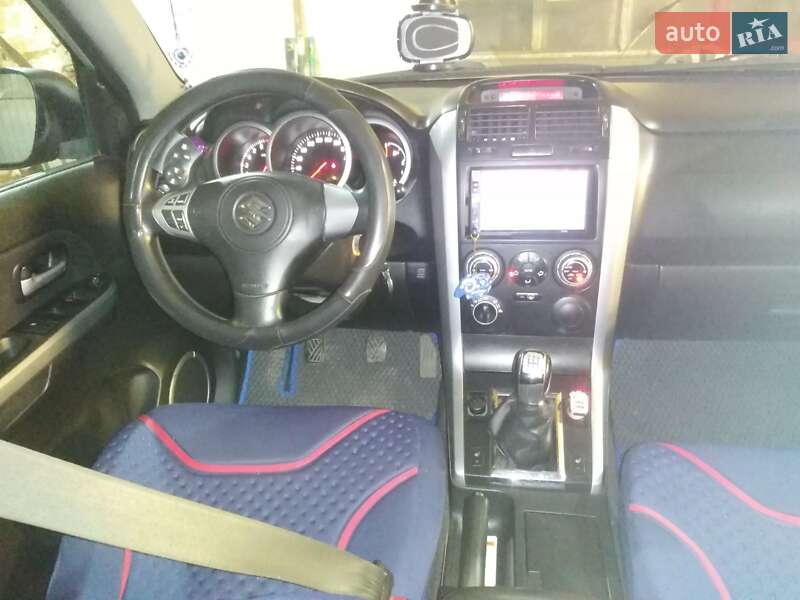 Внедорожник / Кроссовер Suzuki Grand Vitara 2006 в Варве