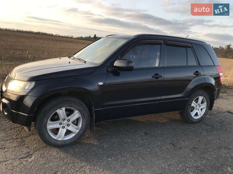 Позашляховик / Кросовер Suzuki Grand Vitara 2008 в Радехові