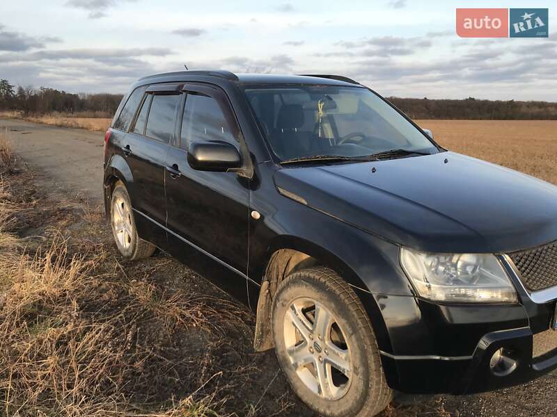 Позашляховик / Кросовер Suzuki Grand Vitara 2008 в Радехові