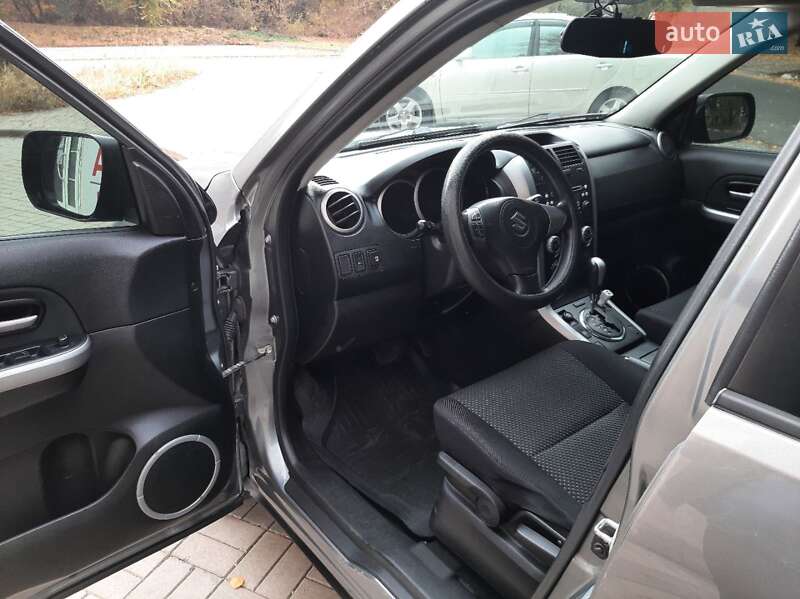 Позашляховик / Кросовер Suzuki Grand Vitara 2006 в Запоріжжі