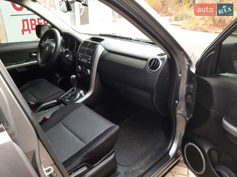 Позашляховик / Кросовер Suzuki Grand Vitara 2006 в Запоріжжі