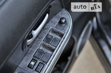 Внедорожник / Кроссовер Suzuki Grand Vitara 2010 в 