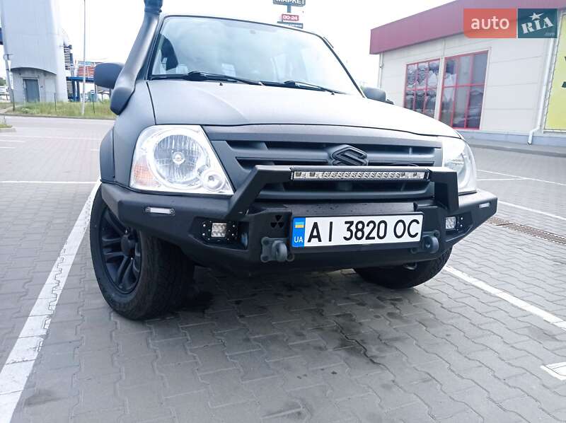 Седан Suzuki Grand Vitara 2004 в Киеве