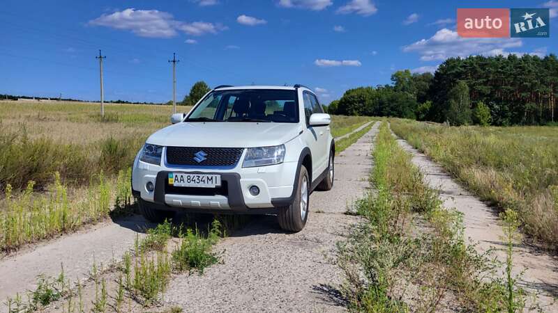 Внедорожник / Кроссовер Suzuki Grand Vitara 2012 в Киеве
