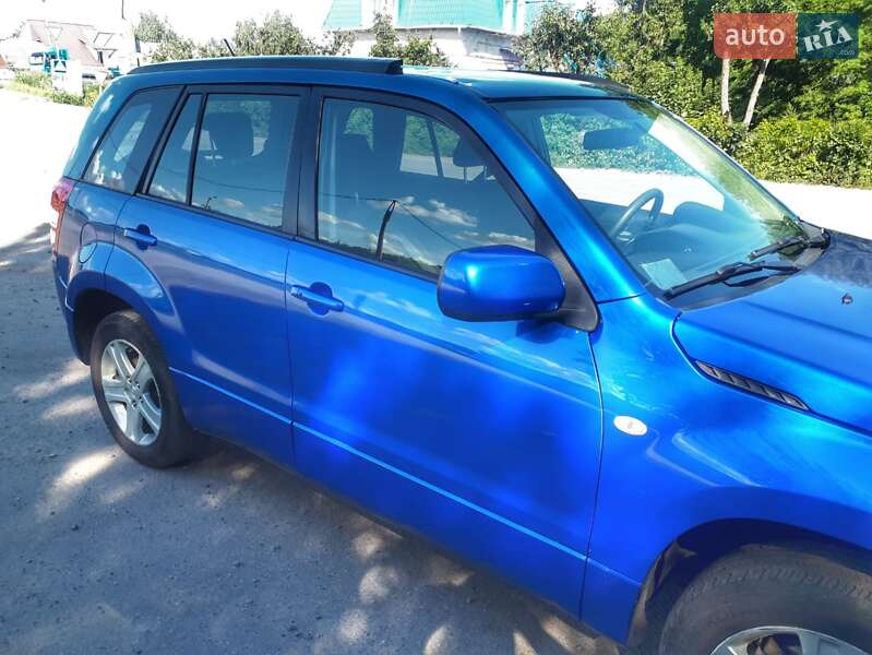 Позашляховик / Кросовер Suzuki Grand Vitara 2007 в Києві