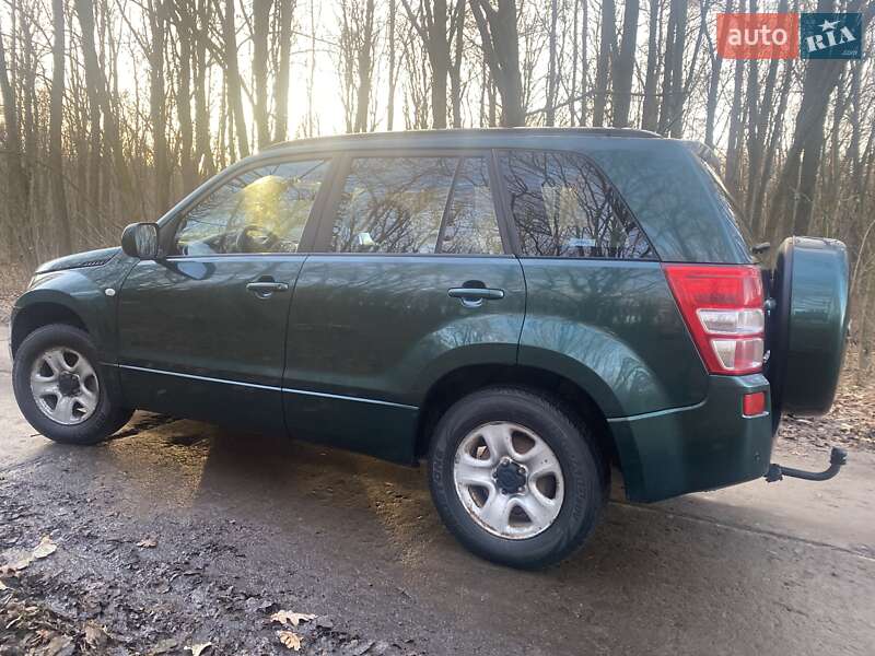 Позашляховик / Кросовер Suzuki Grand Vitara 2007 в Рівному