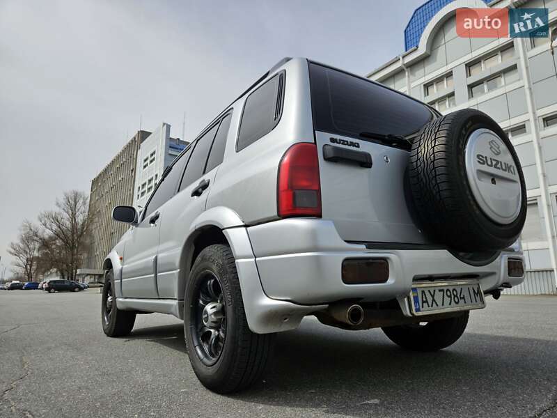 Внедорожник / Кроссовер Suzuki Grand Vitara 2003 в Днепре