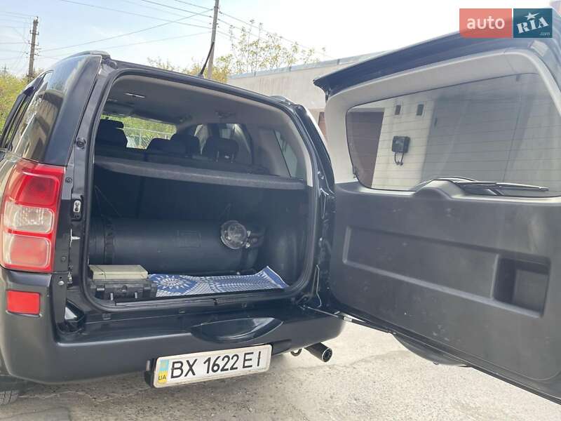 Внедорожник / Кроссовер Suzuki Grand Vitara 2008 в Каменец-Подольском