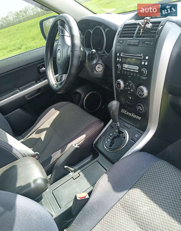 Позашляховик / Кросовер Suzuki Grand Vitara 2006 в Полтаві
