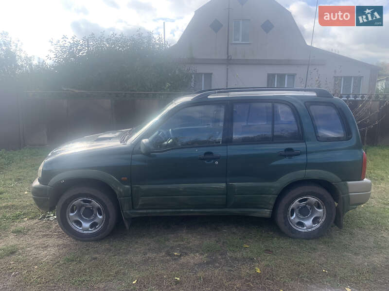 Позашляховик / Кросовер Suzuki Grand Vitara 2001 в Києві
