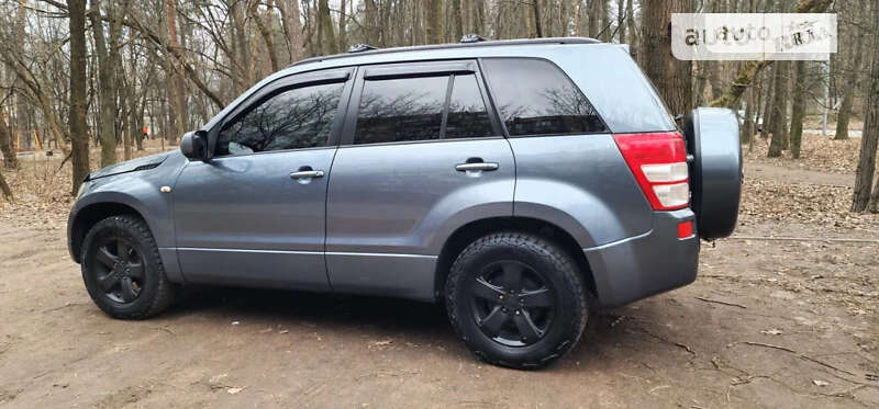 Позашляховик / Кросовер Suzuki Grand Vitara 2006 в Києві