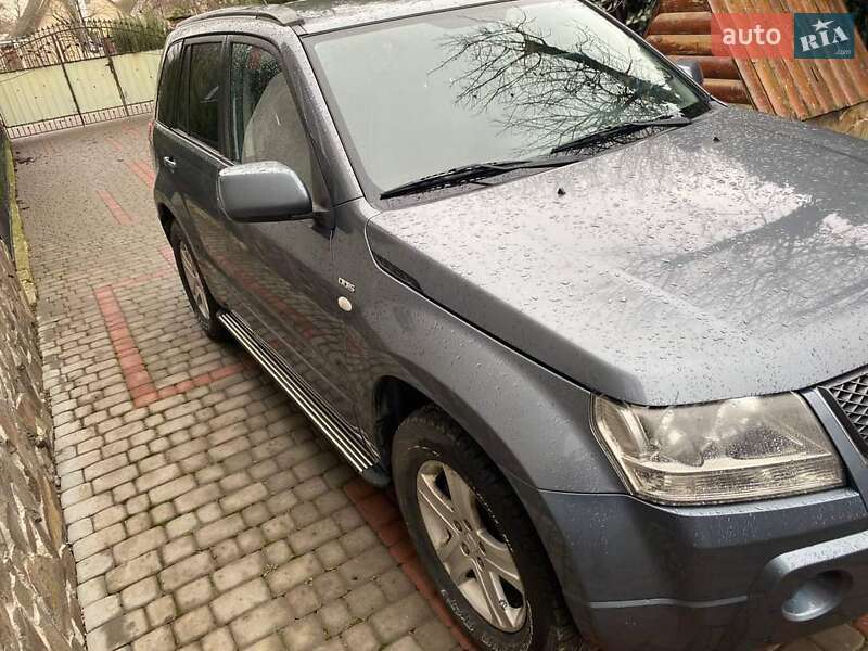 Позашляховик / Кросовер Suzuki Grand Vitara 2007 в Луцьку фото 3 Позашляховик / Кросовер Suzuki Grand Vitara 2007 в Луцьку