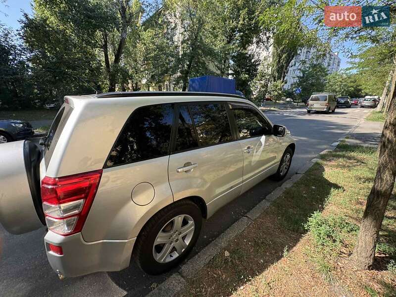 Внедорожник / Кроссовер Suzuki Grand Vitara 2007 в Киеве
