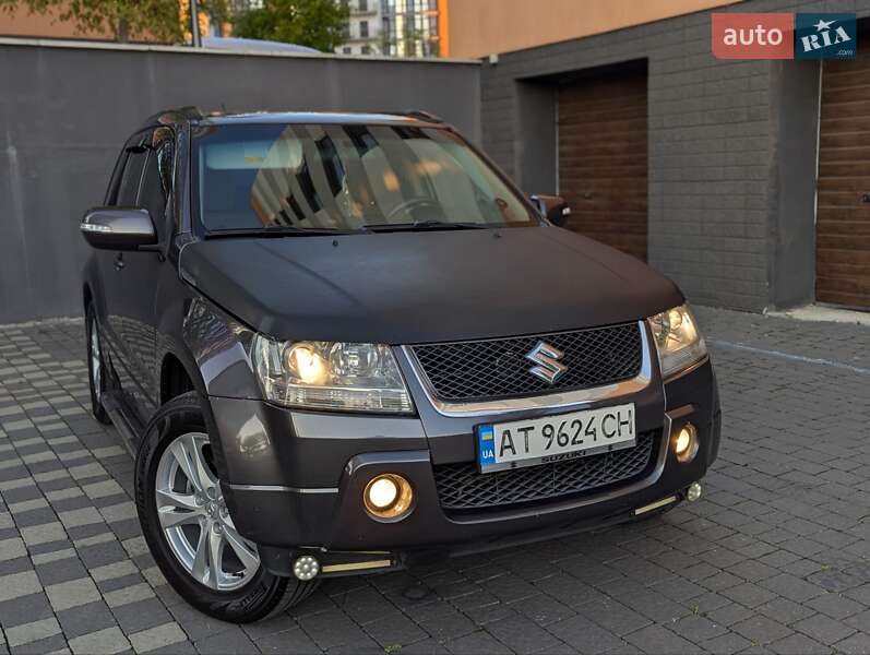 Позашляховик / Кросовер Suzuki Grand Vitara 2008 в Івано-Франківську
