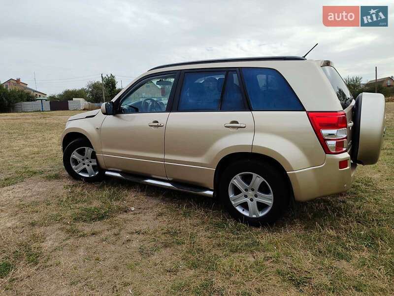 Позашляховик / Кросовер Suzuki Grand Vitara 2006 в Фастові