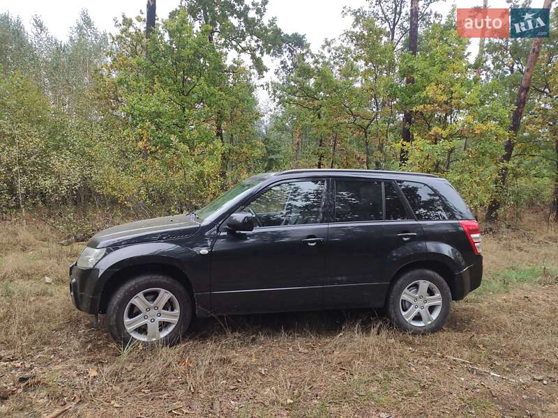 Внедорожник / Кроссовер Suzuki Grand Vitara 2008 в Киеве