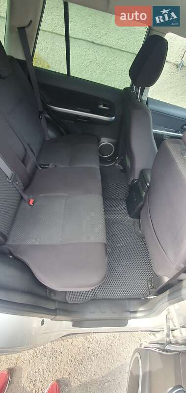 Внедорожник / Кроссовер Suzuki Grand Vitara 2011 в Ивано-Франковске
