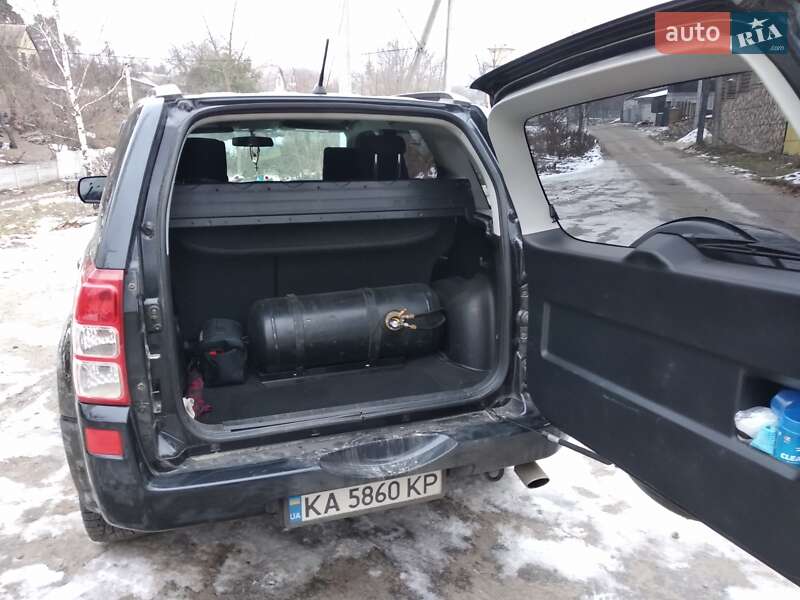 Внедорожник / Кроссовер Suzuki Grand Vitara 2006 в Фастове