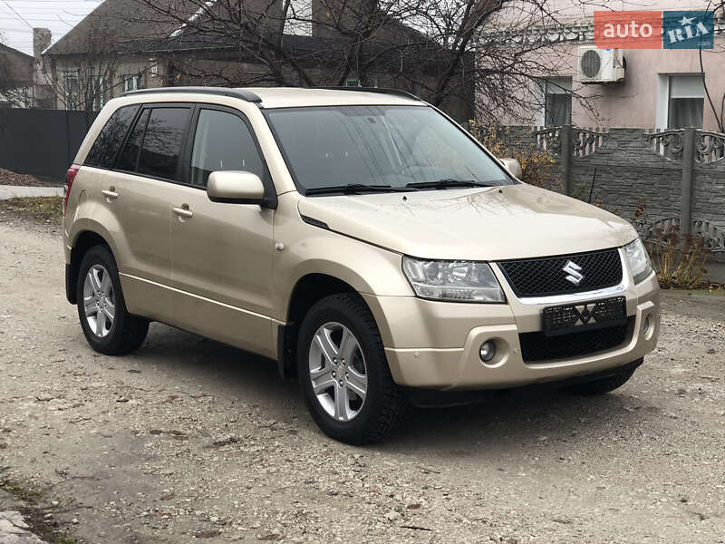 Позашляховик / Кросовер Suzuki Grand Vitara 2007 в Кам'янському