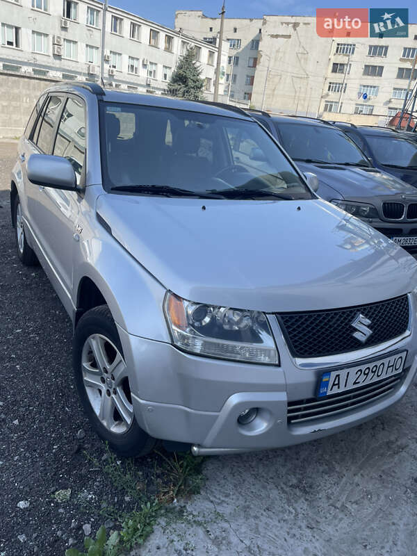 Внедорожник / Кроссовер Suzuki Grand Vitara 2007 в Киеве