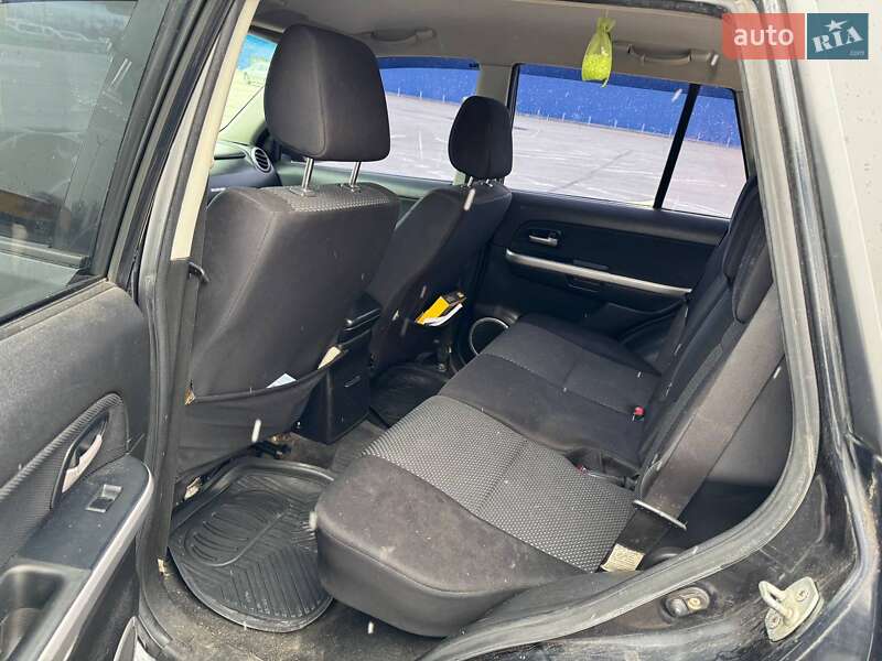 Позашляховик / Кросовер Suzuki Grand Vitara 2007 в Чернівцях