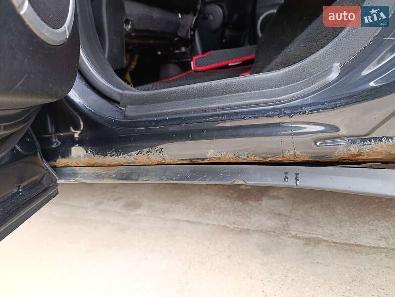 Внедорожник / Кроссовер Suzuki Grand Vitara 2006 в Первомайске