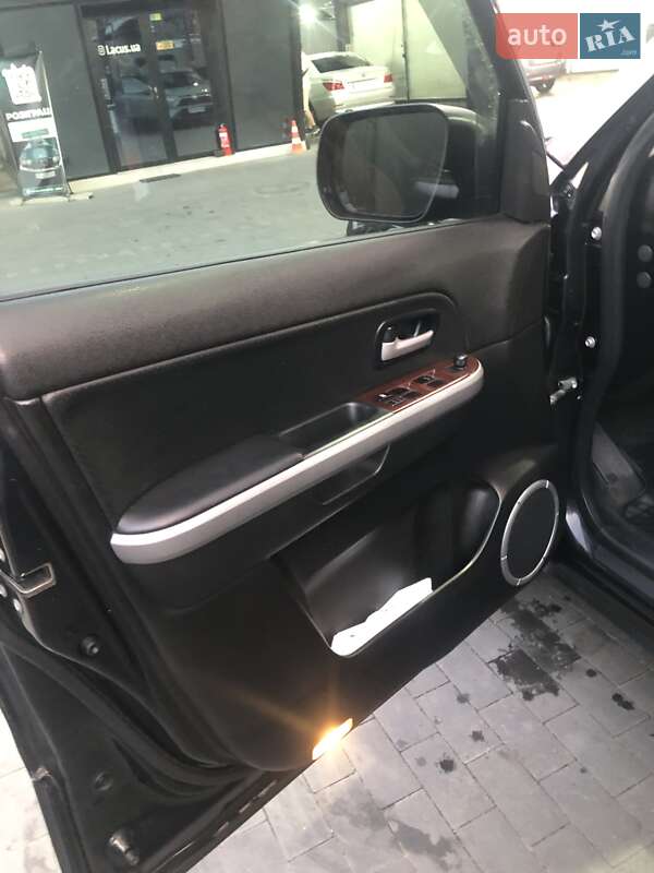 Внедорожник / Кроссовер Suzuki Grand Vitara 2007 в Киеве