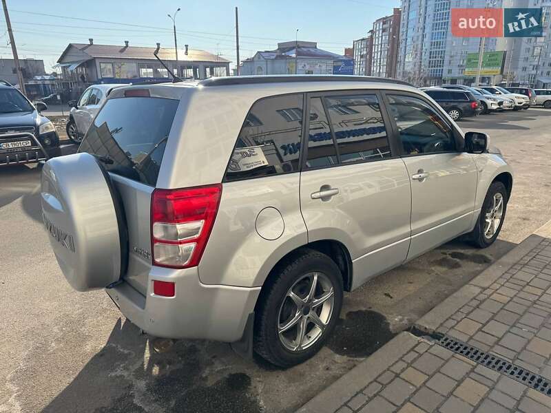 Внедорожник / Кроссовер Suzuki Grand Vitara 2007 в 